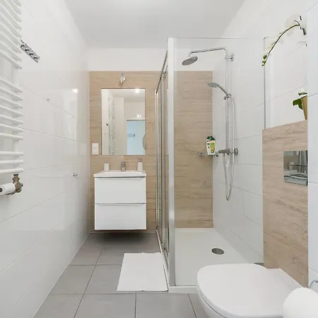 Bella Casa Premium - 104 Kobierzynska Apartman Krakkó